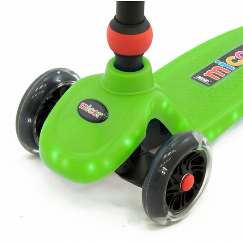 Детский самокат Scooter Maxi Micar UFO Зелёный со светящимися колёсами и платформой